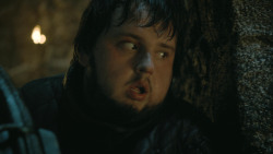 extant_GameOfThrones_4x09-TheWatchersOnTheWall_3515