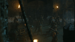extant_GameOfThrones_4x09-TheWatchersOnTheWall_3517