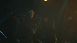 extant_GameOfThrones_4x09-TheWatchersOnTheWall_3537
