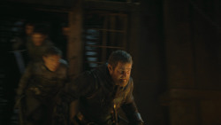 extant_GameOfThrones_4x09-TheWatchersOnTheWall_3579