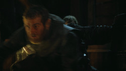 extant_GameOfThrones_4x09-TheWatchersOnTheWall_3596