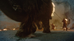 extant_GameOfThrones_4x09-TheWatchersOnTheWall_3708