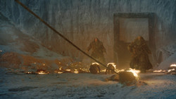 extant_GameOfThrones_4x09-TheWatchersOnTheWall_3714