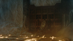 extant_GameOfThrones_4x09-TheWatchersOnTheWall_3792