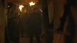 extant_GameOfThrones_4x09-TheWatchersOnTheWall_3810