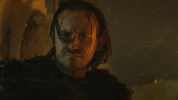 extant_GameOfThrones_4x09-TheWatchersOnTheWall_3866