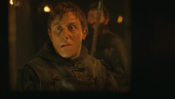 extant_GameOfThrones_4x09-TheWatchersOnTheWall_3915