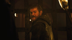 extant_GameOfThrones_4x09-TheWatchersOnTheWall_3996