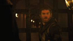 extant_GameOfThrones_4x09-TheWatchersOnTheWall_3997