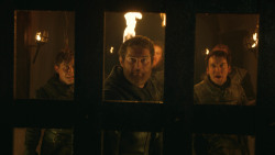 extant_GameOfThrones_4x09-TheWatchersOnTheWall_4001