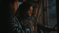 extant_GameOfThrones_4x09-TheWatchersOnTheWall_4054