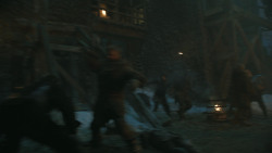 extant_GameOfThrones_4x09-TheWatchersOnTheWall_4103