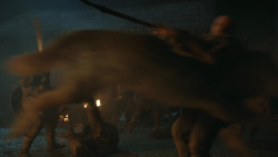 extant_GameOfThrones_4x09-TheWatchersOnTheWall_4196