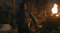 extant_GameOfThrones_4x09-TheWatchersOnTheWall_4205