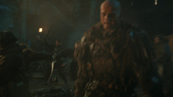 extant_GameOfThrones_4x09-TheWatchersOnTheWall_4238