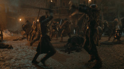 extant_GameOfThrones_4x09-TheWatchersOnTheWall_4258