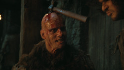 extant_GameOfThrones_4x09-TheWatchersOnTheWall_4354