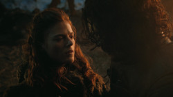 extant_GameOfThrones_4x09-TheWatchersOnTheWall_4439
