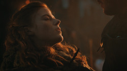 extant_GameOfThrones_4x09-TheWatchersOnTheWall_4453