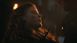 extant_GameOfThrones_4x09-TheWatchersOnTheWall_4457