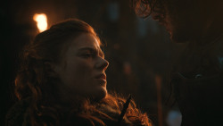 extant_GameOfThrones_4x09-TheWatchersOnTheWall_4467