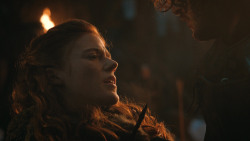extant_GameOfThrones_4x09-TheWatchersOnTheWall_4470