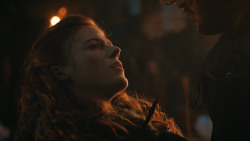 extant_GameOfThrones_4x09-TheWatchersOnTheWall_4474