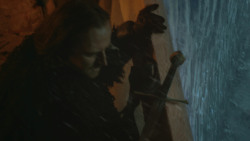 extant_GameOfThrones_4x09-TheWatchersOnTheWall_4609