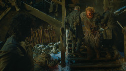 extant_GameOfThrones_4x09-TheWatchersOnTheWall_4710