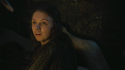 extant_GameOfThrones_4x09-TheWatchersOnTheWall_4731