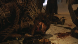 extant_GameOfThrones_4x09-TheWatchersOnTheWall_4988