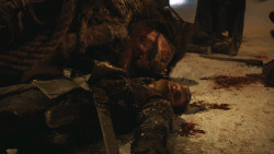 extant_GameOfThrones_4x09-TheWatchersOnTheWall_4992