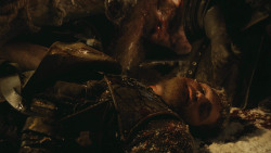 extant_GameOfThrones_4x09-TheWatchersOnTheWall_5035