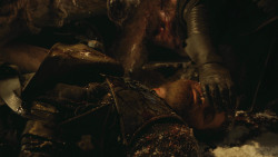 extant_GameOfThrones_4x09-TheWatchersOnTheWall_5038