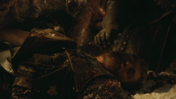 extant_GameOfThrones_4x09-TheWatchersOnTheWall_5047