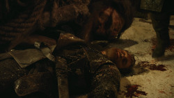 extant_GameOfThrones_4x09-TheWatchersOnTheWall_5067