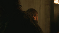 extant_GameOfThrones_4x09-TheWatchersOnTheWall_5109