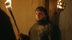 extant_GameOfThrones_4x09-TheWatchersOnTheWall_5122
