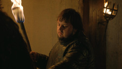 extant_GameOfThrones_4x09-TheWatchersOnTheWall_5136