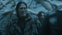 extant_GameOfThrones_4x10-TheChildren_1033