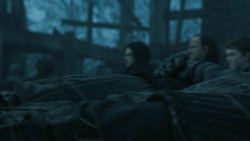 extant_GameOfThrones_4x10-TheChildren_2812