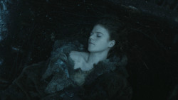 extant_GameOfThrones_4x10-TheChildren_3215