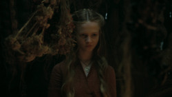 extant_GameOfThrones_5x01-TheWarsToCome_0154