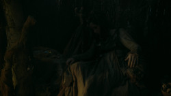 extant_GameOfThrones_5x01-TheWarsToCome_0176