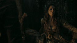 extant_GameOfThrones_5x01-TheWarsToCome_0244