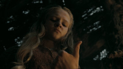 extant_GameOfThrones_5x01-TheWarsToCome_0311