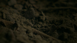 extant_GameOfThrones_5x01-TheWarsToCome_0445