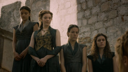 extant_GameOfThrones_5x01-TheWarsToCome_0515