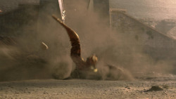 extant_GameOfThrones_5x01-TheWarsToCome_1250