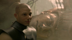 extant_GameOfThrones_5x01-TheWarsToCome_1287